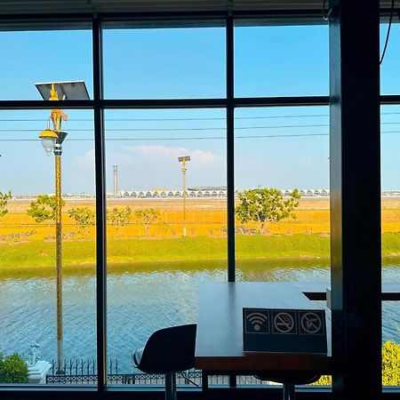 Skyline Resort Ban Khlong Lat Bua Khao Exterior photo