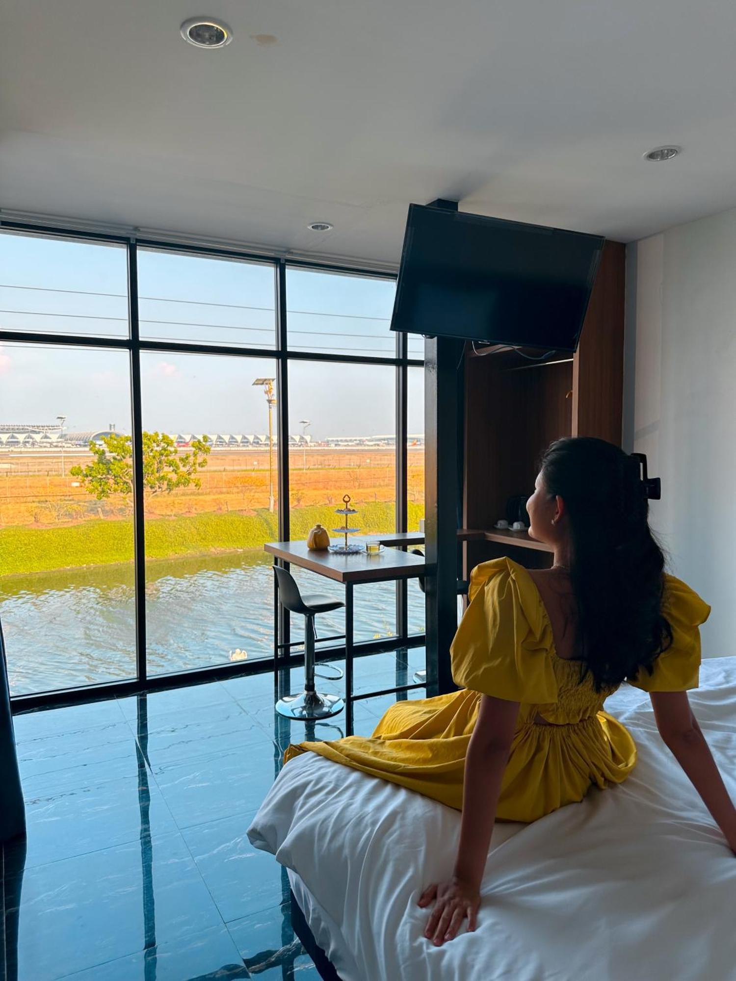 Skyline Resort Ban Khlong Lat Bua Khao Exterior photo