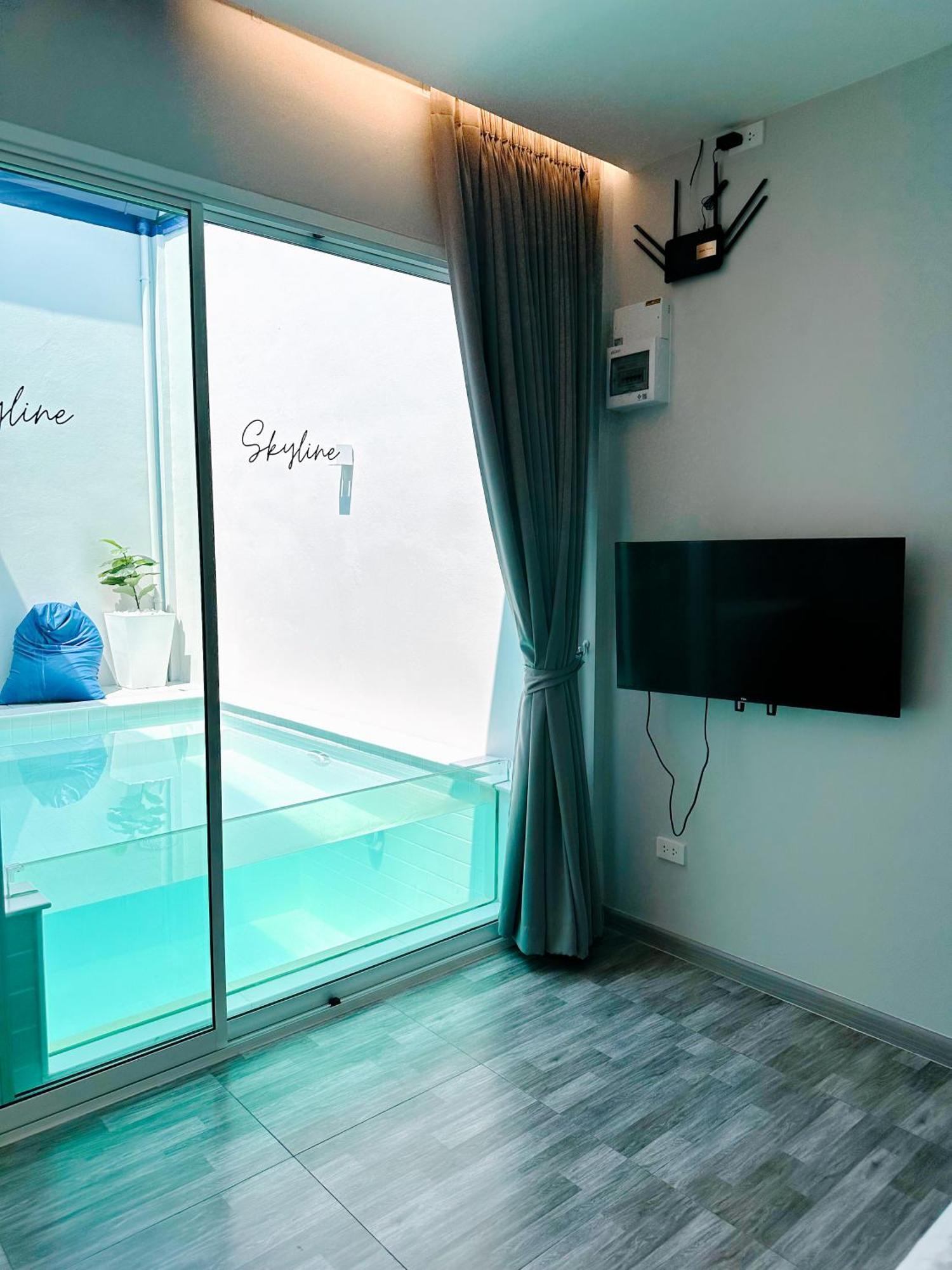 Skyline Resort Ban Khlong Lat Bua Khao Exterior photo